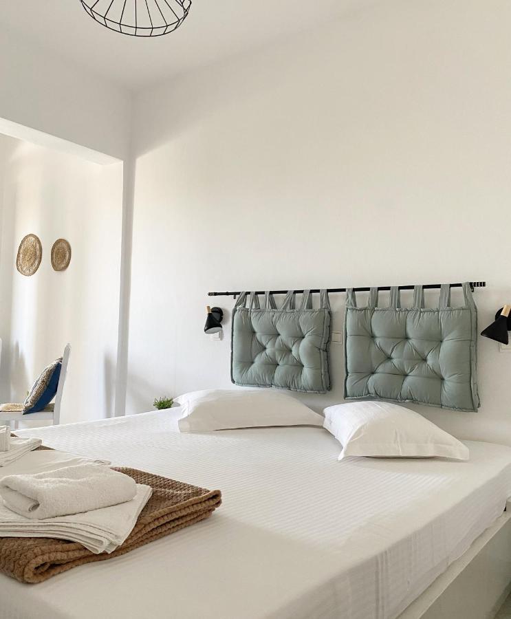 Fikas Hotel Naxos City Extérieur photo