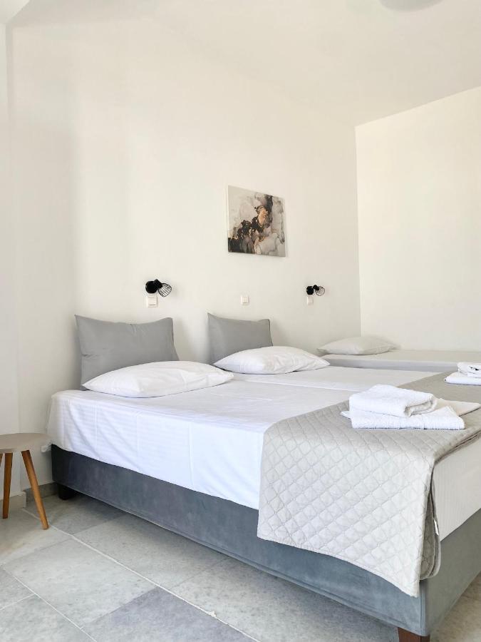 Fikas Hotel Naxos City Extérieur photo