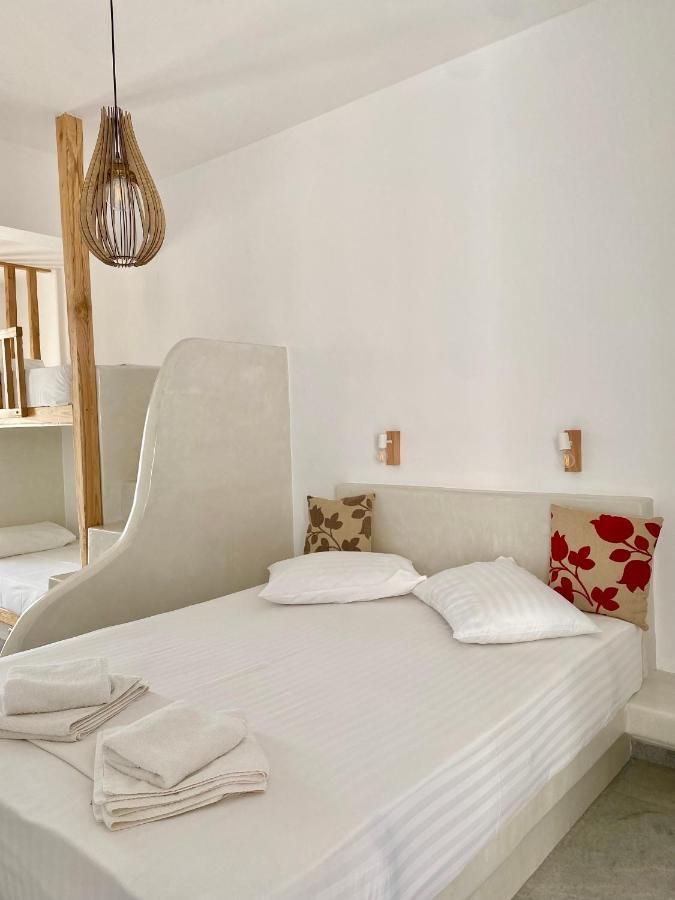 Fikas Hotel Naxos City Extérieur photo